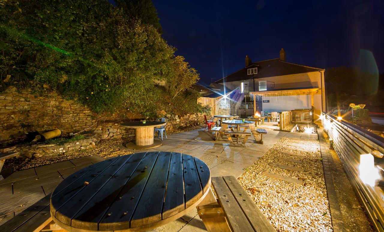 Hotel Darlington Arms à Redhill  Extérieur photo